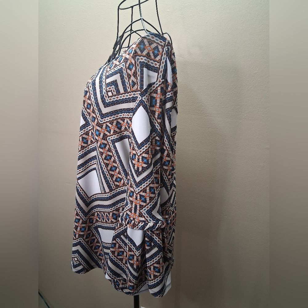 NWOT Chico's Multicolor Geometric Blouse - Picture 3 of 9